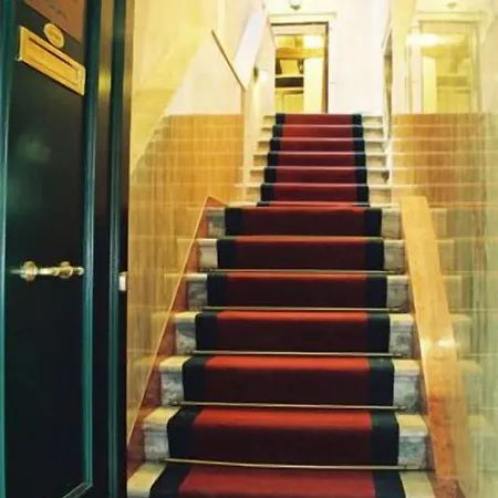 בית הארחה San Lio Tourist House 4*