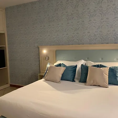 בית הארחה San Lio Tourist House 2*