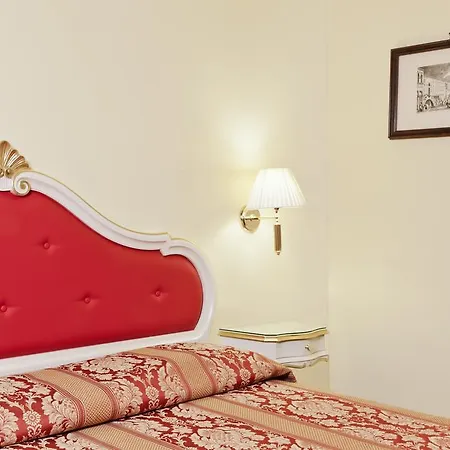 San Lio Tourist House 4*