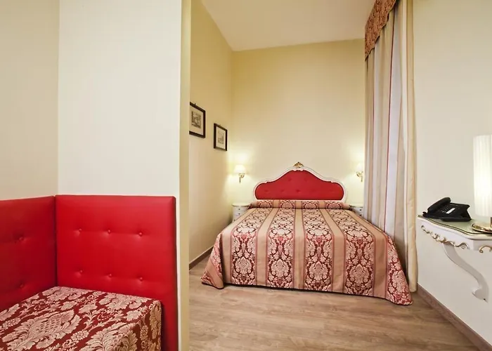 サン リオ ツーリスト ハウス